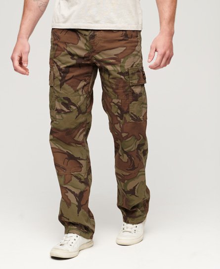Superdry Men’s Organic Cotton Baggy Cargo Pants Green / Outline Camo - Size: 31/32