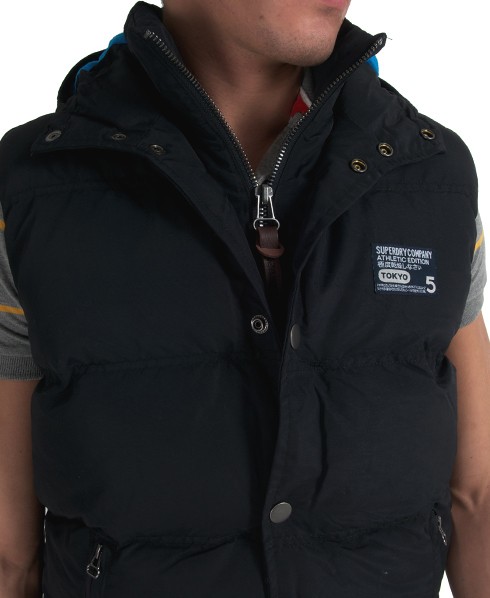 Superdry Camping Weste mit Kapuze