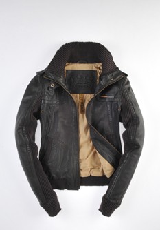 Studio Bomber