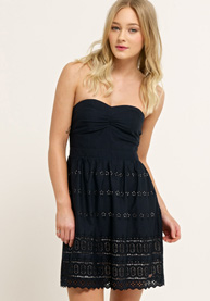 Kleid Broderie