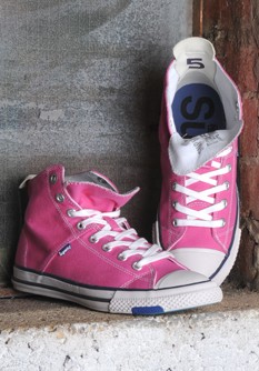 Super Series Hi Top