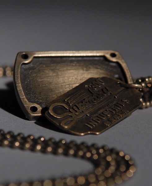 Superdry Industries Flip Tag