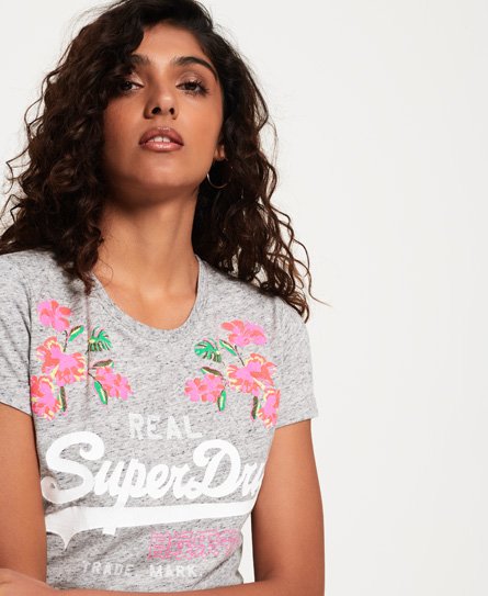 Superdry Vintage Logo Puff Embroidered T-shirt Vintage Logo Puff Embroidered T-shirt