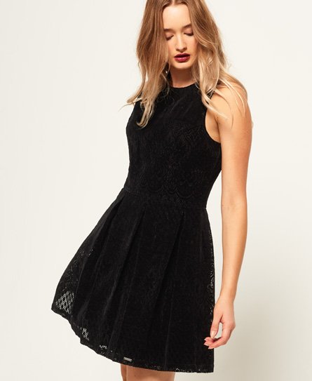 Superdry Flocked Velvet skaterjurkje Flocked Velvet skaterjurkje
