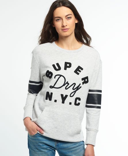 Superdry Applique genser med rund hals og lomme Applique genser med rund hals og lomme