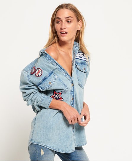 Superdry Badged denimskjorte i overstørrelse Badged denimskjorte i overstørrelse