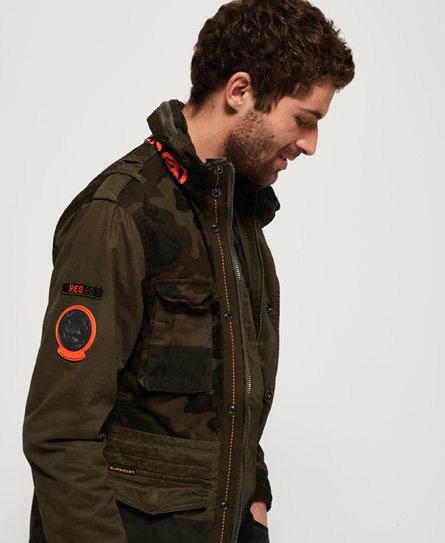 Superdry Rookie Mix Jacke mit vier Taschen Rookie Mix Jacke mit vier Taschen