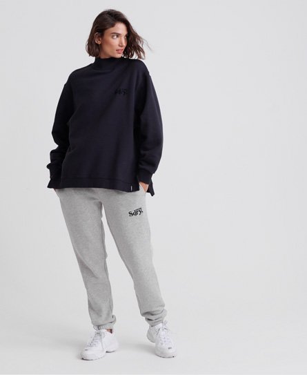 Grey sweatpants hotsell black hoodie