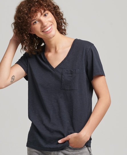 T-Shirt aus strukturiertem Jersey mit V-Ausschnitt und Tasche