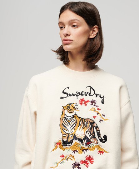 Suika Embroidered Loose Sweatshirt