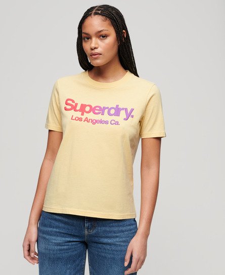Regnbuefarvet Core T-shirt med tone i tone-design