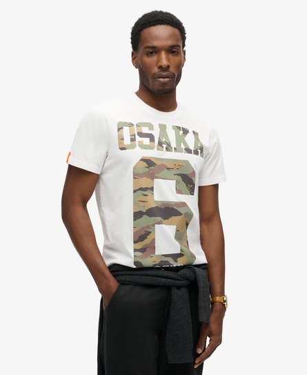 Osaka 6 Standard T-Shirt mit Tarnmuster