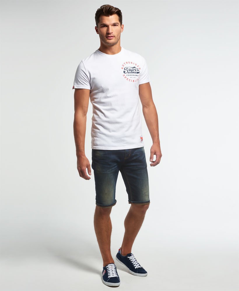 Mens - Authorised Specialists T-shirt in Optic | Superdry