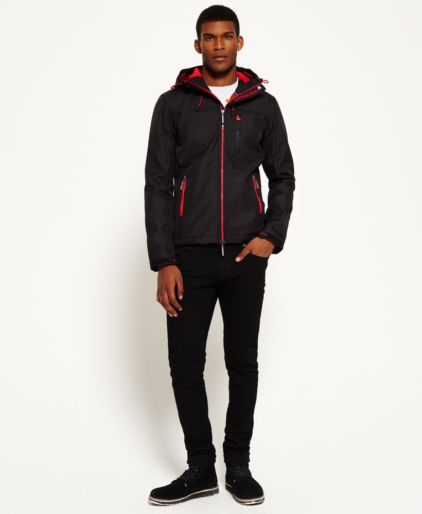 Hombre – Chaqueta con capucha SD-Windtrekker en Negro/rojo Rebelde Superdry  ES