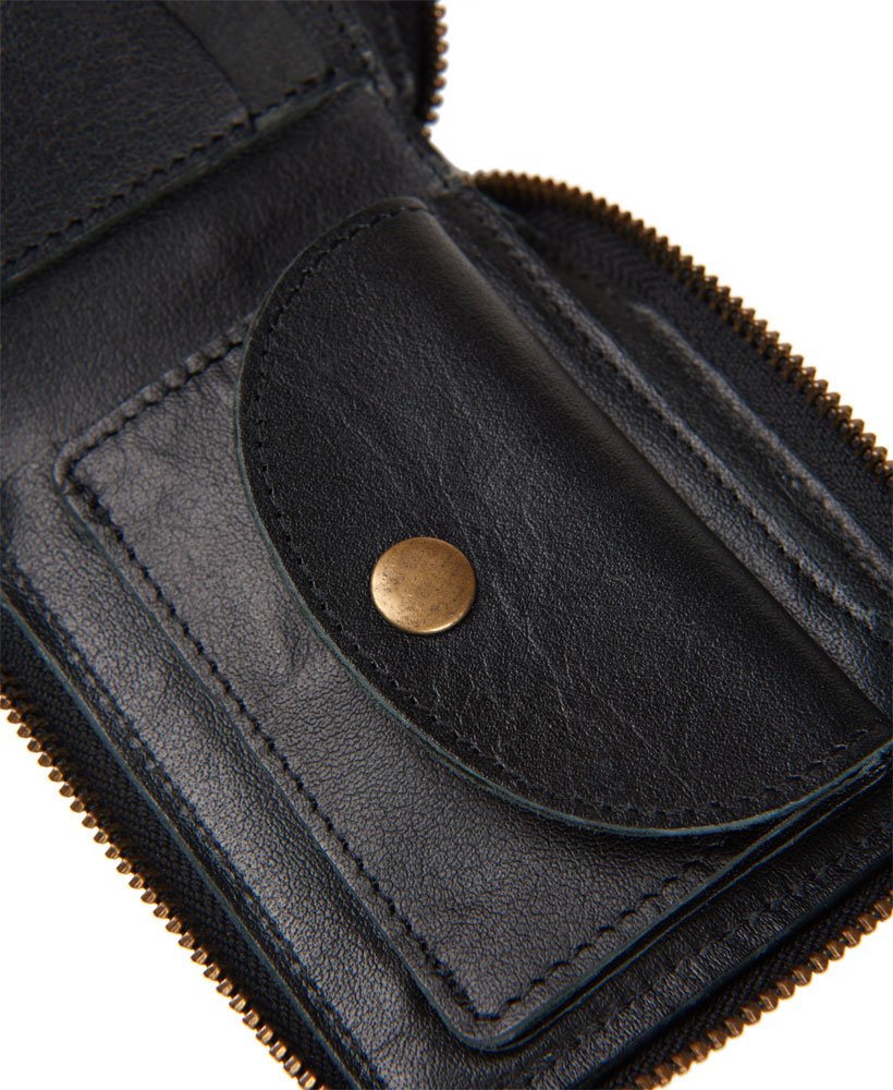 Mens - Classic Leather Zipped Wallet in Black | Superdry