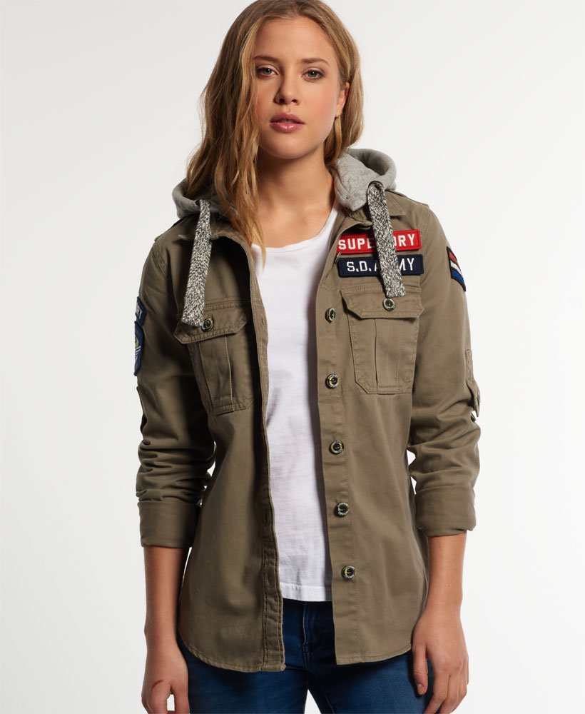 Banyan Afgeschaft chef Dames - Washed Twill Military blouse Groen | Superdry NL