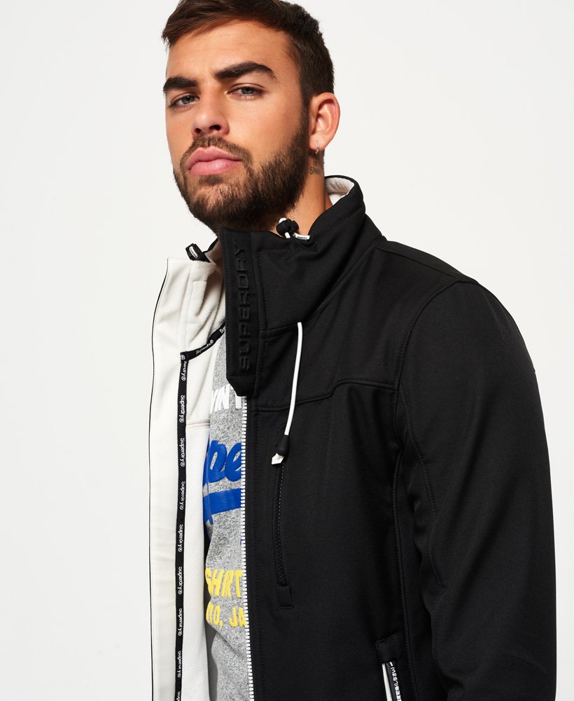 Men's - SD-Windtrekker Jacket in Black/ecru | Superdry UK