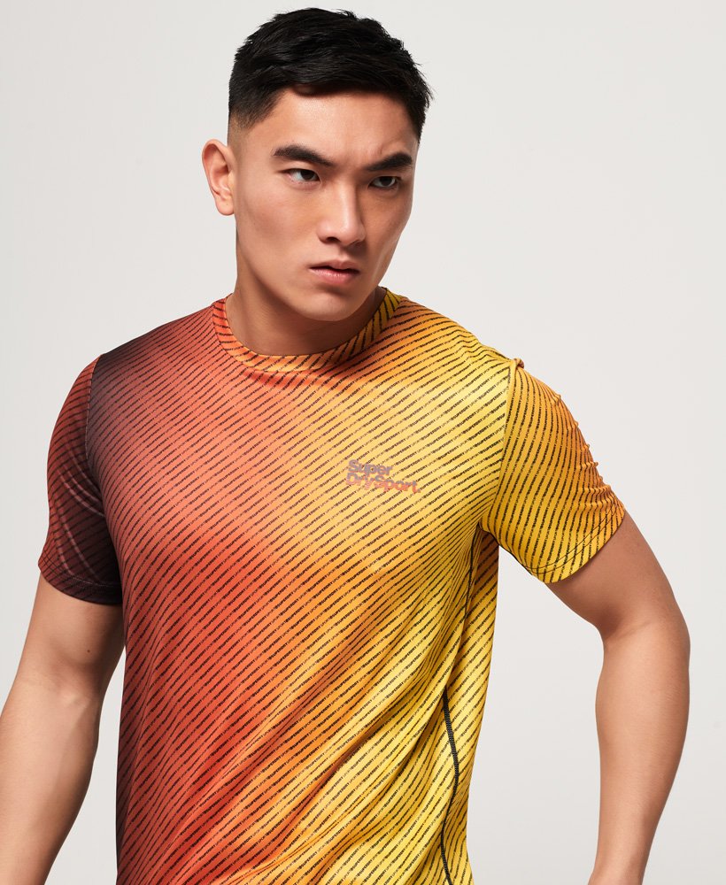 Superdry Herren Active T-Shirt Mit Durchgehendem Print