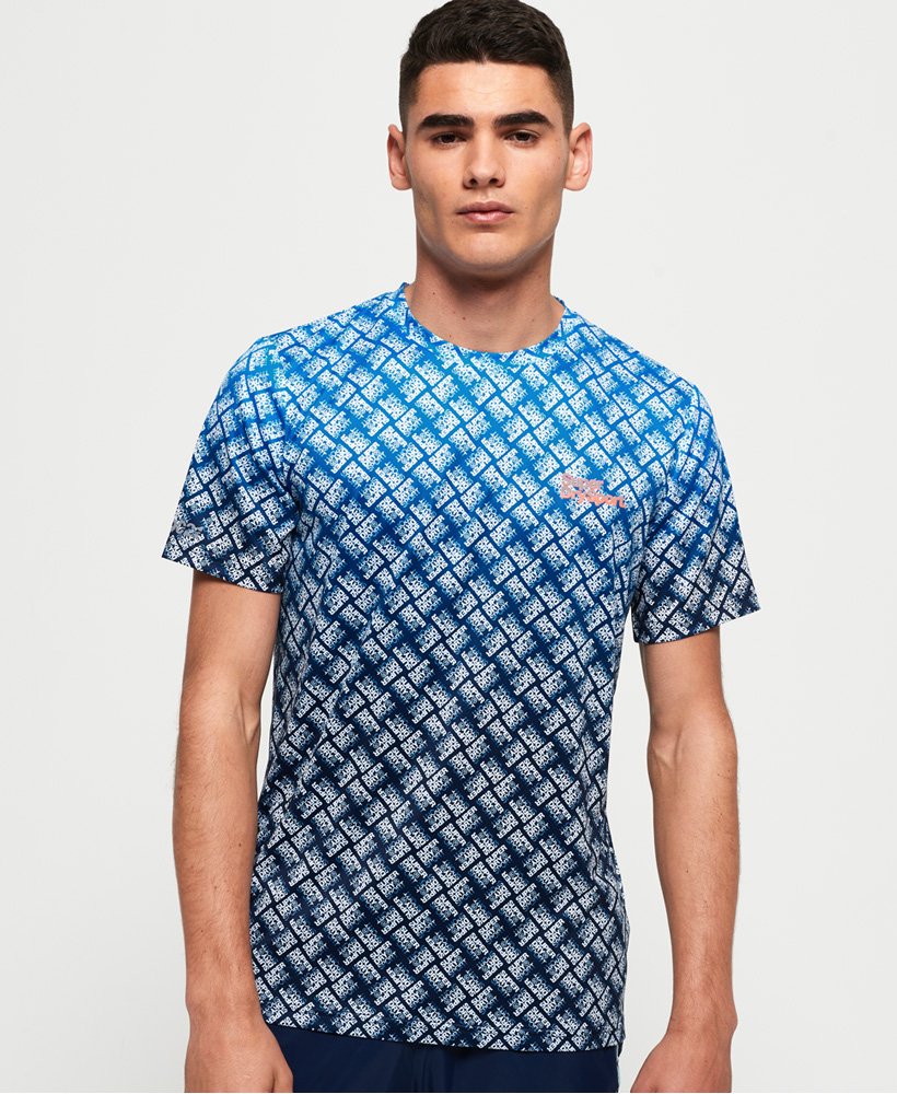Mens - Active Ombre Fade T-shirt in Blue | Superdry