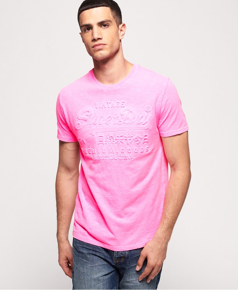 farvestof sammenhængende boble Mens - Premium Goods Embossed Fluro T-Shirt in Pink | Superdry