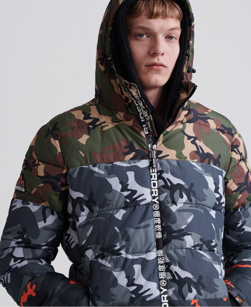 Details about   New Authentic Men's Superdry Axis Padded Hooded Puffer Jacket Camo 