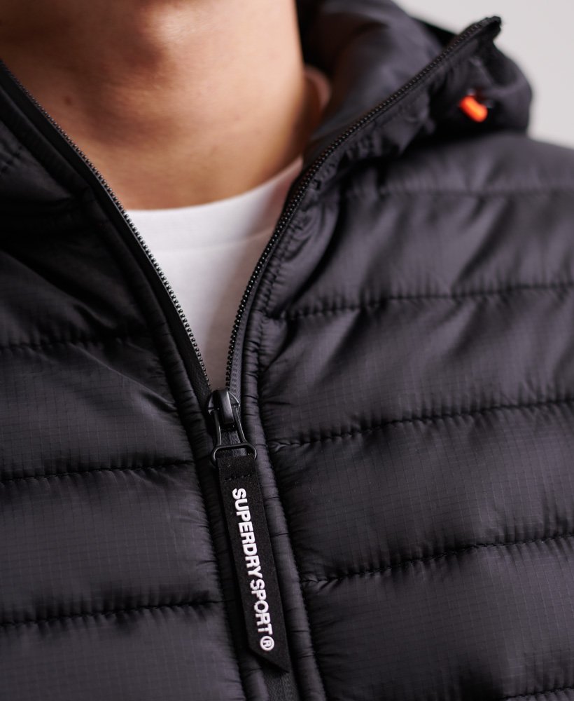 Men's - Core Gymtech Hybrid Jacket in Black | Superdry UK