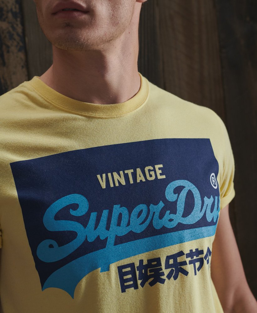 Superdry Pastellfarget Vintage Logo T skjorte i økologisk Superdry Pastellfarget Vintage Logo T skjorte i økologisk