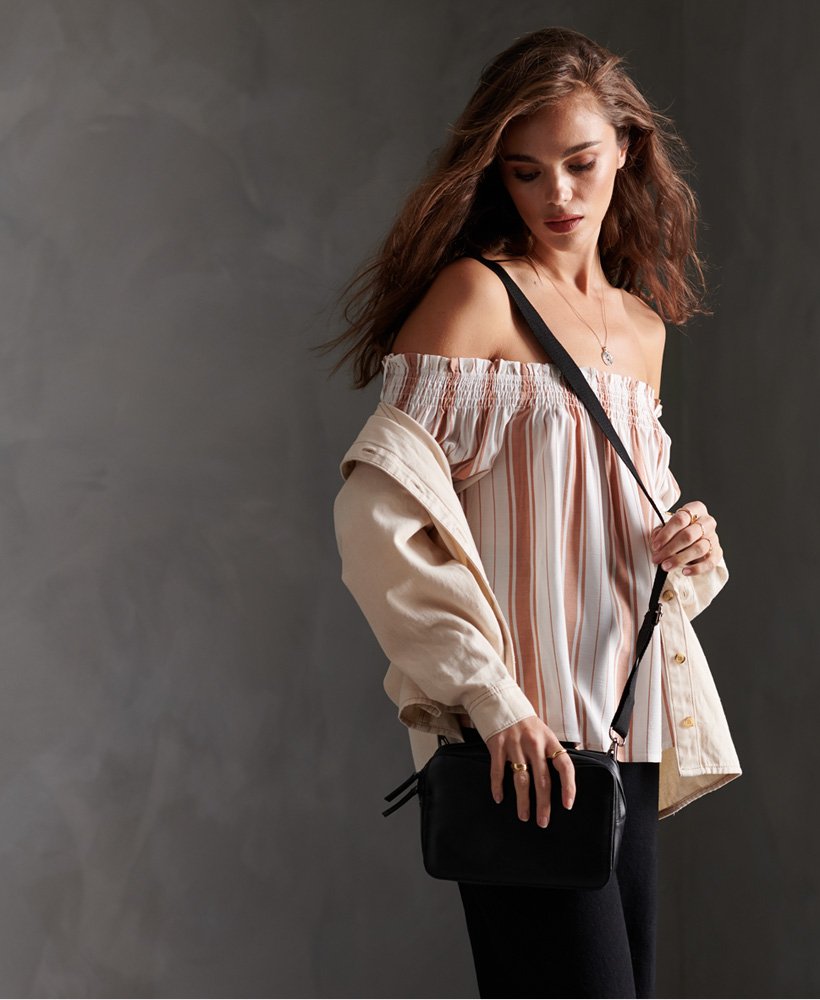 Womens Edit Crossbody bag in Black Superdry