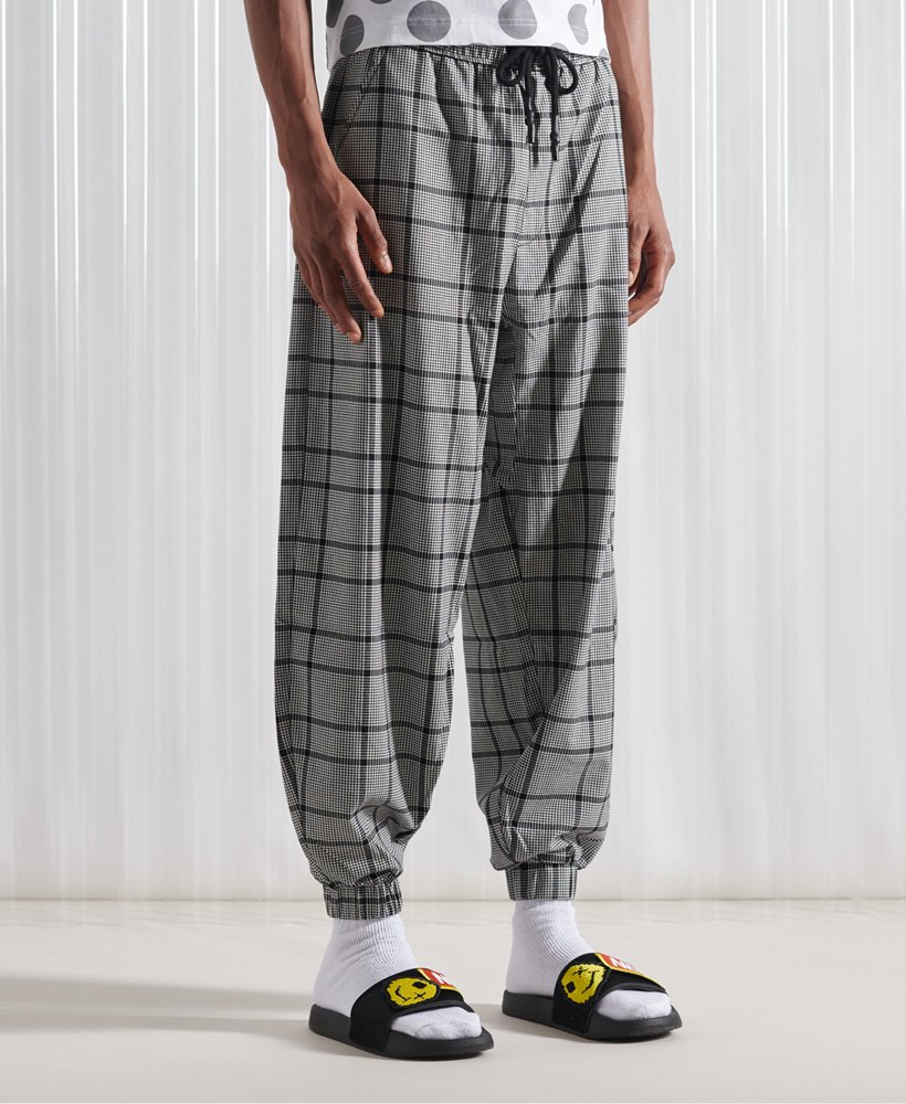 Men’s - Limited Edition SDX Unisex Woven Check Joggers in Black | Superdry