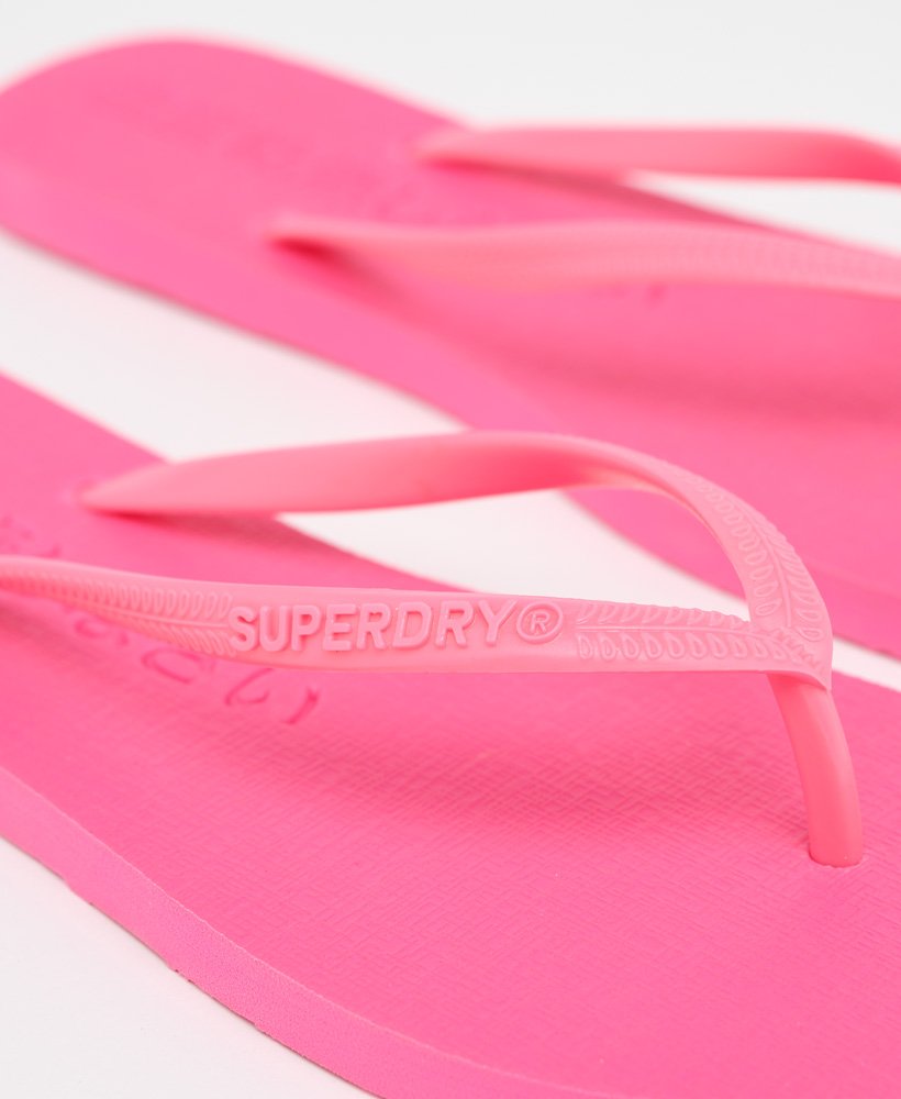 Women's Super Sleek Fluro Flip Flop in Fluro Pink