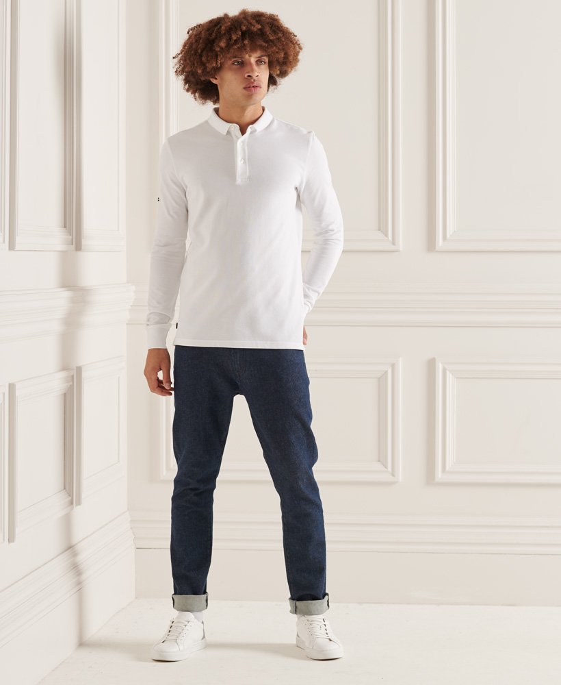 How to wear a polo shirt with jeans