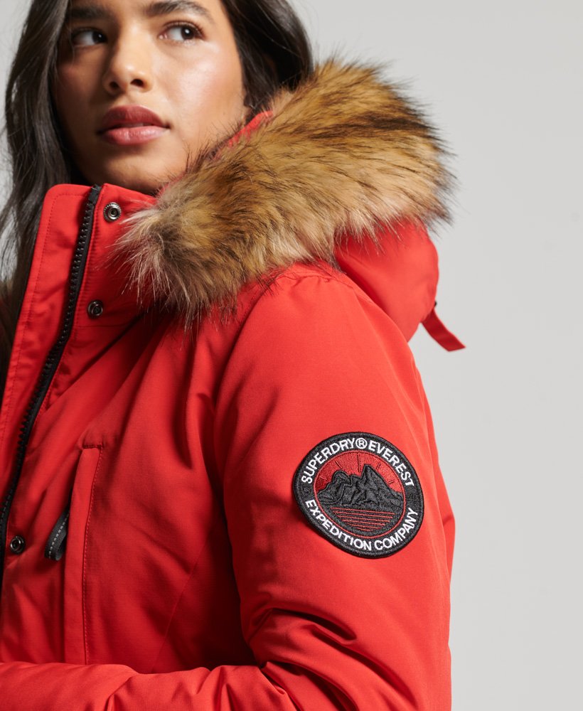 Superdry Parka con capucha de piel sintética para mujer, cierre de  cremallera y botón