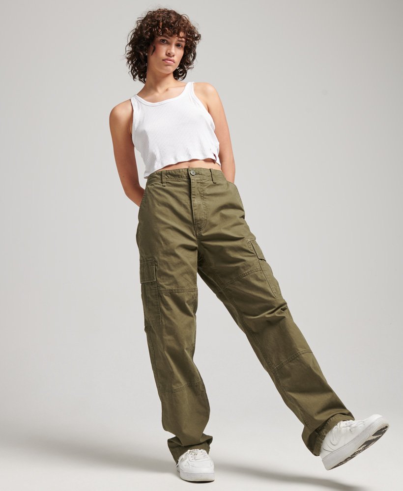 Mens Organic Cotton Baggy Cargo Pants in Khaki Superdry