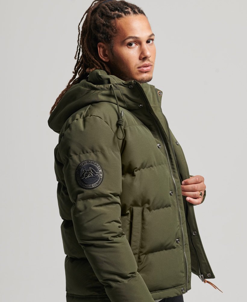 Men's - Everest Hooded Puffer Jacket in Surplus Goods Olive | Superdry UK