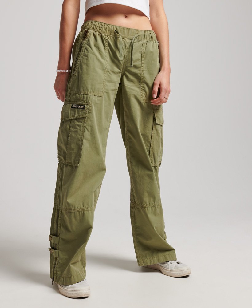 Womens - Low Rise Wide Leg Cargo Pants in Green | Superdry UK