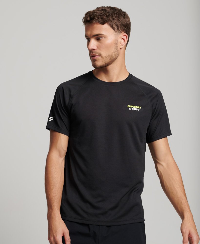 Hombre – Camiseta de corta Active en Negro ES