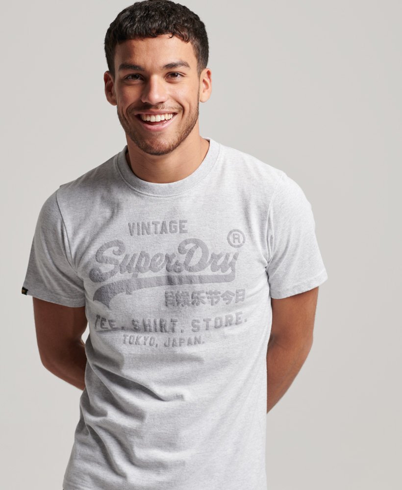 Opgewonden zijn Andes Gedeeltelijk Men's Vintage Logo Store Tonal T-Shirt in Light Grey | Superdry US