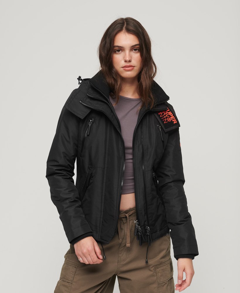 Women's Mountain SD-Windcheater Jacket in Black