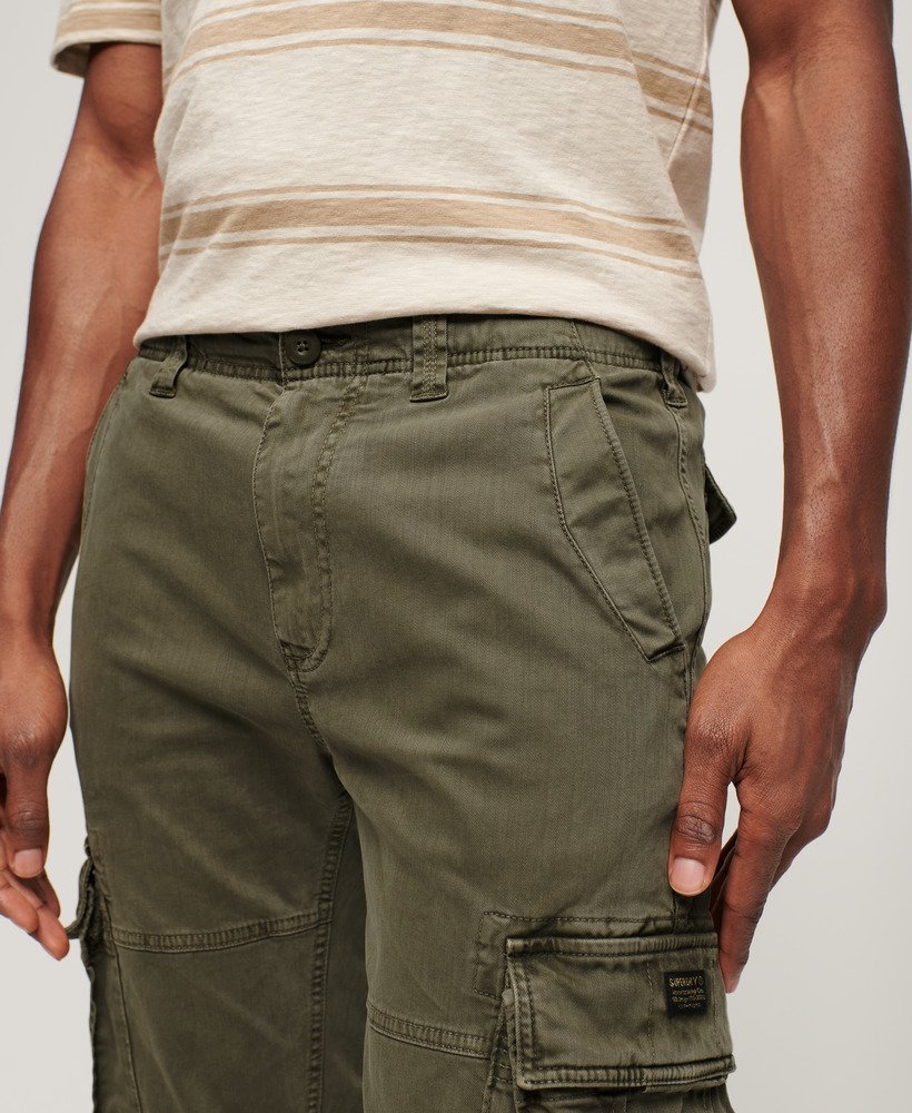 Men's Core Cargo Pants in Chive Green