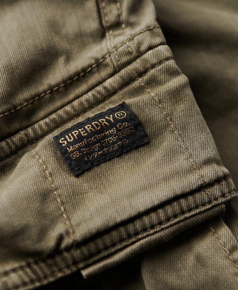 Men's - Core Cargo Short in Chive Green | Superdry UK