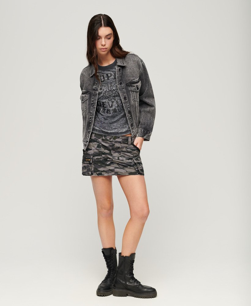 Womens - Retro Rocker Short Sleeve T Shirt in Jet Black | Superdry UK