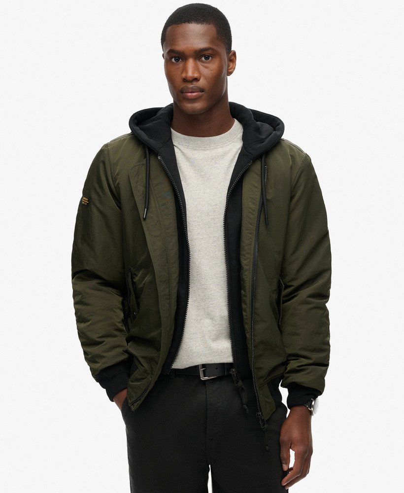 Hombre Chaqueta militar con capucha MA1 en Verde Aceituna Surplus Goods Superdry ES