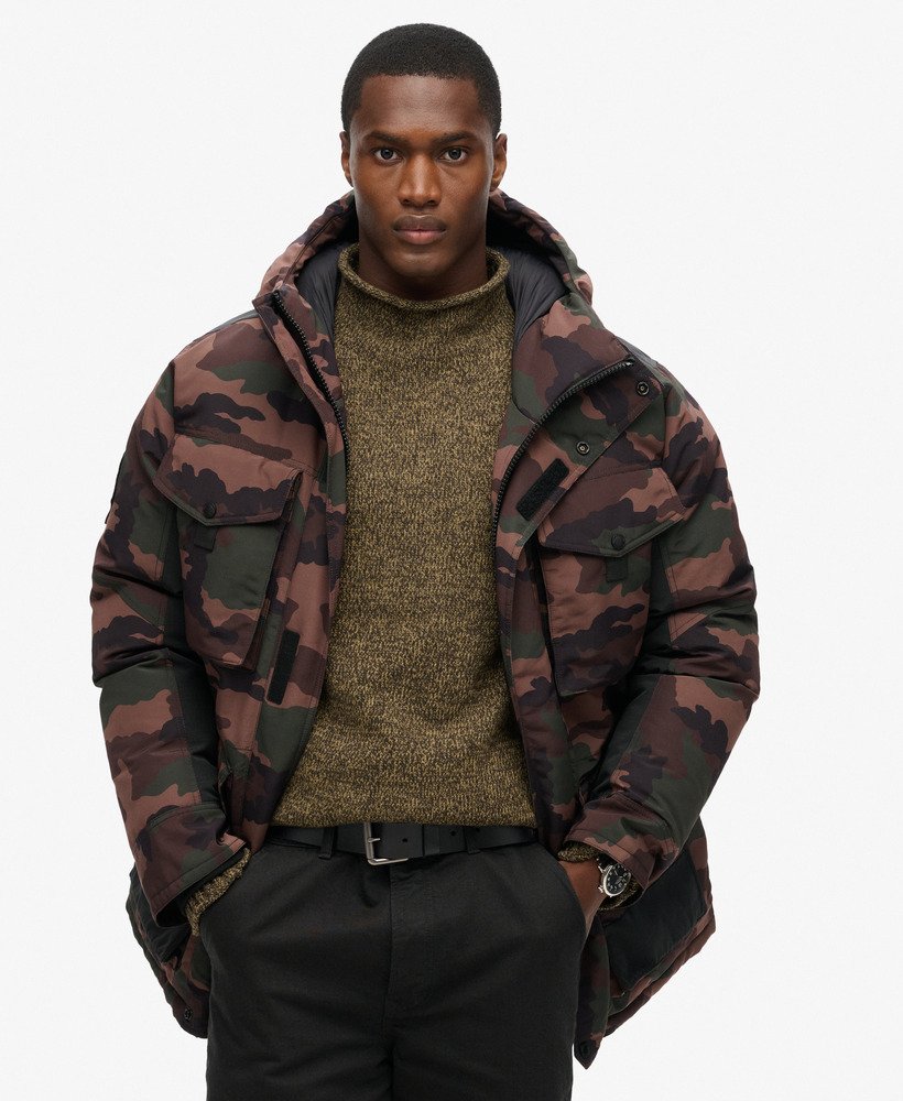 Hombre Parka tactica Everest en Verde Camuflaje Tropas Superdry ES