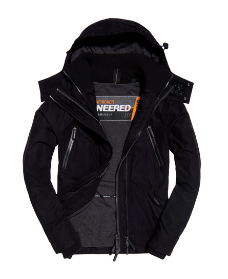 Superdry Microfibre SD-Wind Attacker 連帽防風夾克。 Microfibre SD-Wind Attacker 連帽防風夾克。