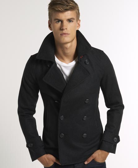 Valmistaja Brandit The classic medium-length navy pea coat. A faithful copy of the US Navy model, this is a very stylish and warm coat for cold weather, just like the original/5(10).