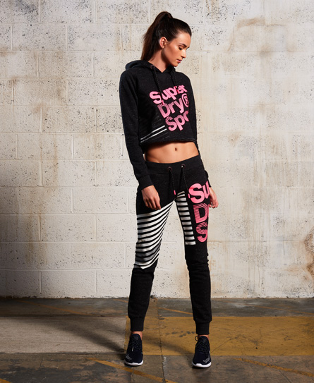 Sport Label Diagonal Jogger. 