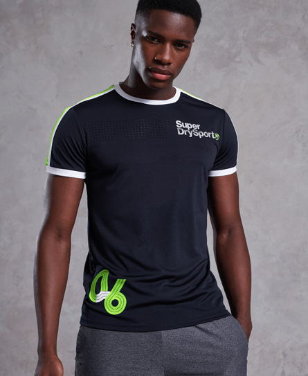 Superdry Team Tech T Shirt superdry kopen in de aanbieding