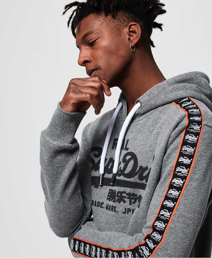 Superdry Herren Vintage Logo Repeat Hoodie Mit Einsätzen | eBay Superdry Vintage Logo Repeat Hoodie mit Einsätzen Herren