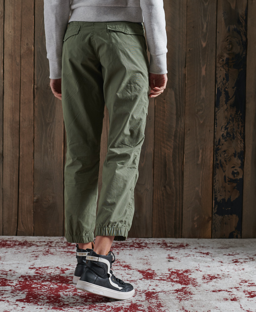 parachute grip pants